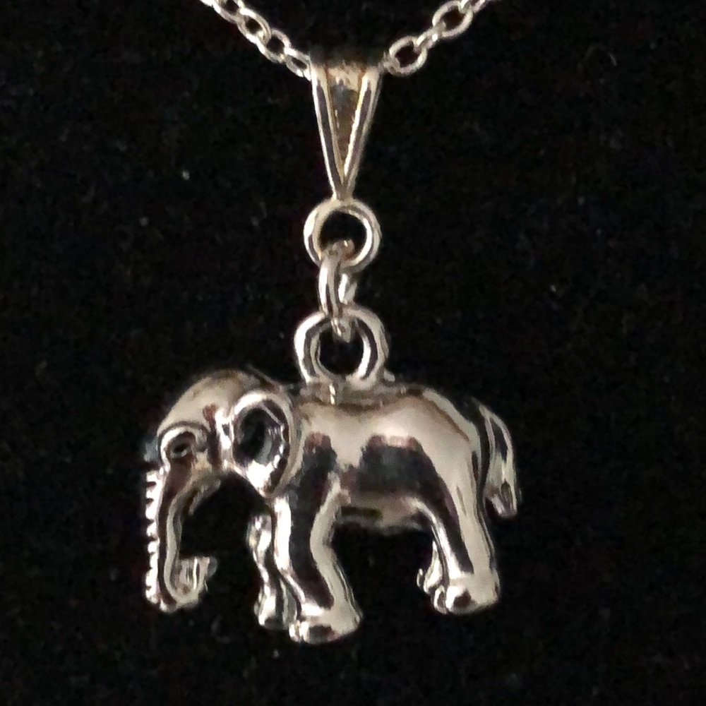 Silver Elephant Pendant Necklace